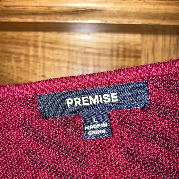 Sweater - Picture 3 of 3